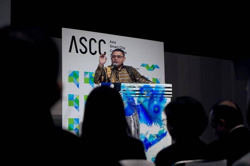 Perkenalkan Batik Lontara di Panggung Dunia, Munafri Raih Aplaus di ASCC 2025