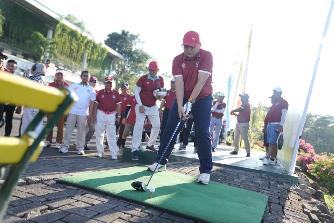 Turnamen Golf Mayor’s Cup Semarakkan Perayaan HUT Kota Makassar ke-418, Munafri Ikut Berlaga di Lapangan
